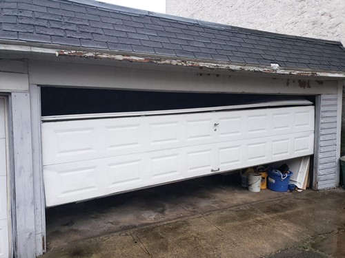 Garage Door Fix in Calgary
